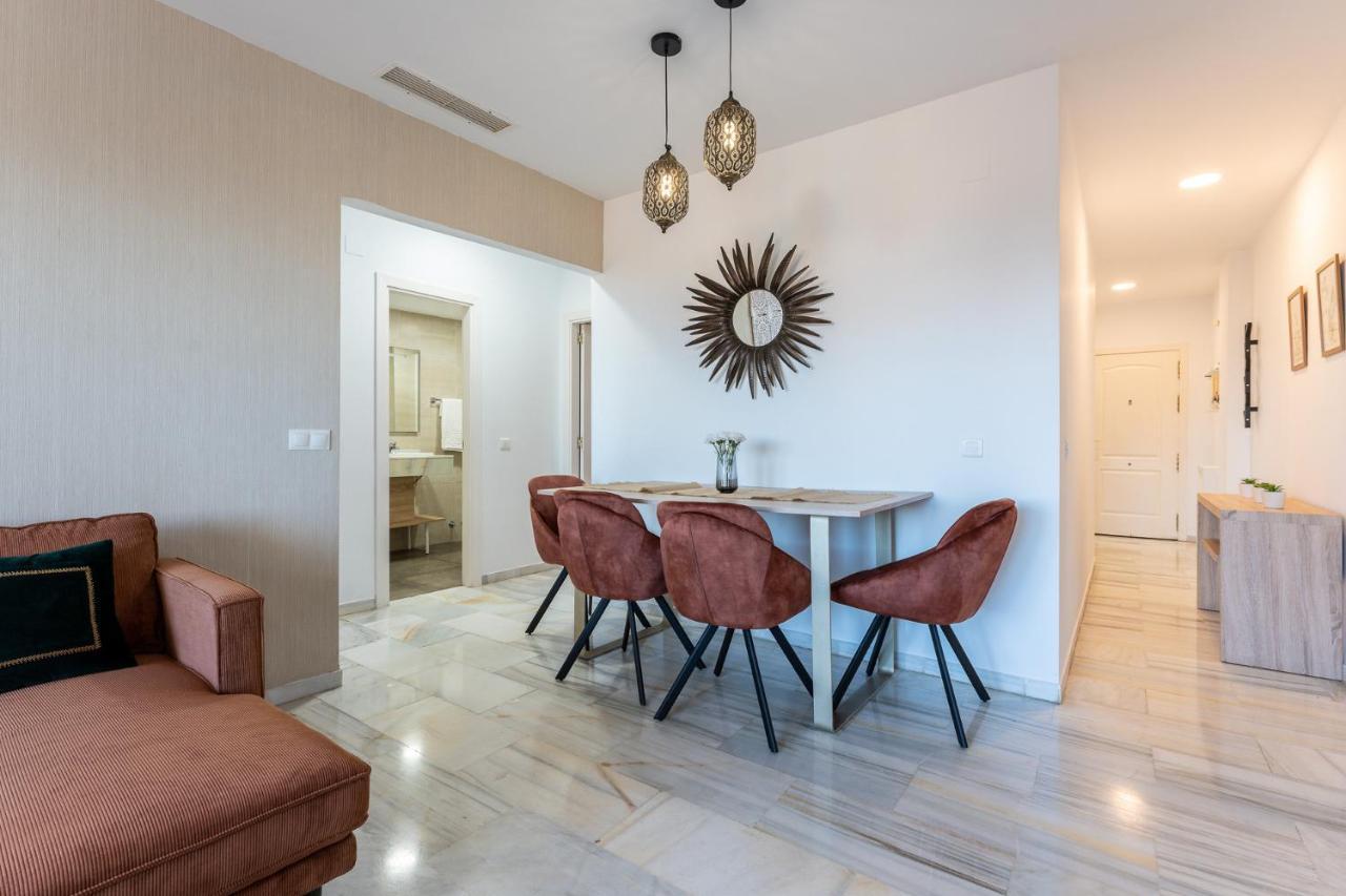 Benalmadena Beachfront Retreat Big Balcony And City Sea Views Leilighet Eksteriør bilde