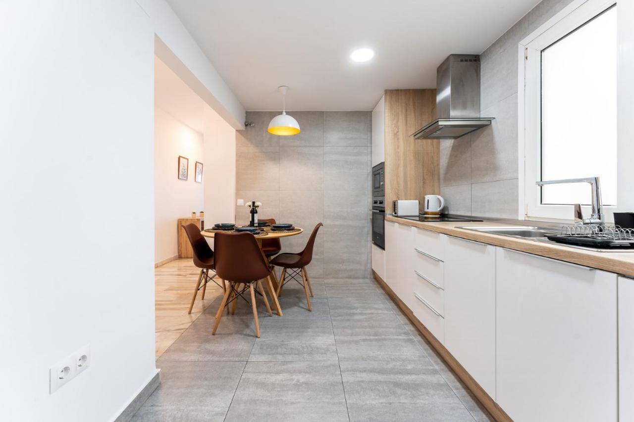 Benalmadena Beachfront Retreat Big Balcony And City Sea Views Leilighet Eksteriør bilde